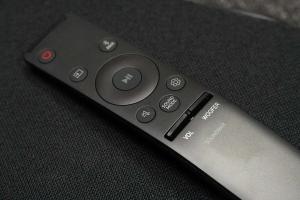 סקירת Samsung HW-Q900A: סימפוניה קולנועית