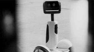 O novo Segway se transforma em um robô ajudante