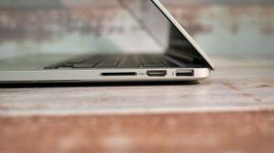 Surface Pro 4 срещу MacBook Pro