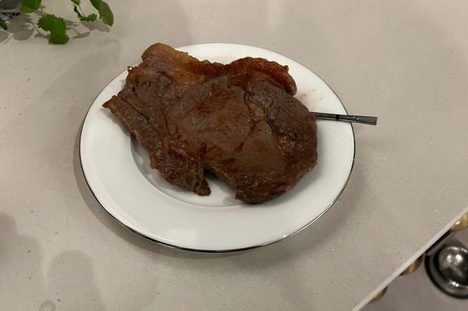 Hotový steak Meater 2 Plus
