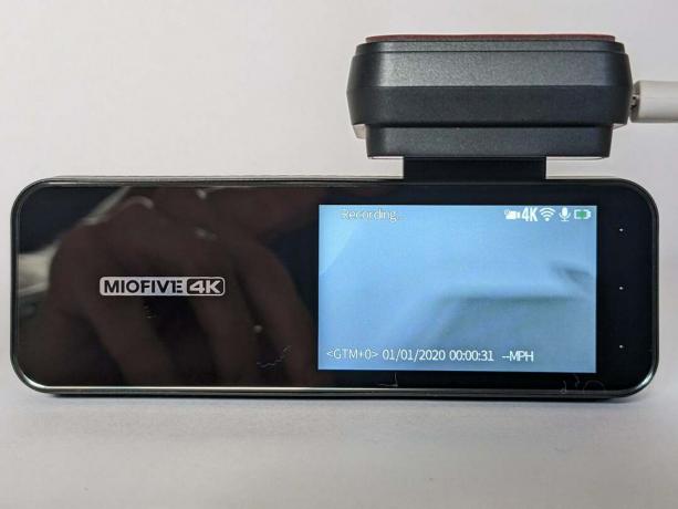 Miofive 4K UHD araç kamerası ekranı
