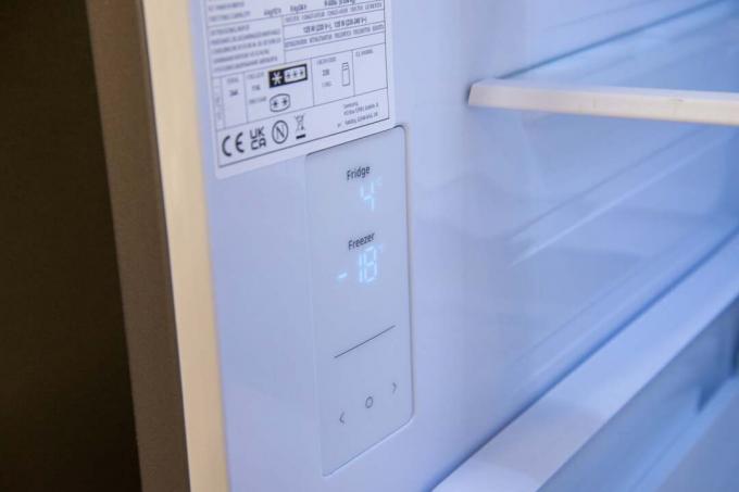 Samsung Bespoke 1.85m Kulkas Freezer RB34A6B2ECS kontrol suhu