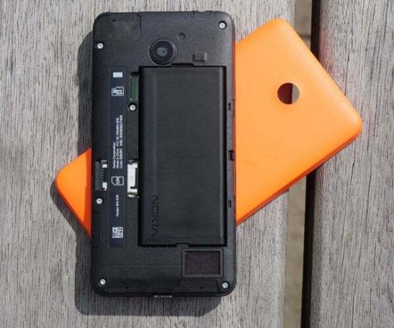 Nokia Lumia 630 3