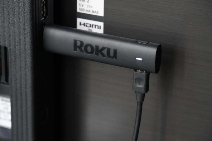 Roku Streaming Stick 4K angeschlossen