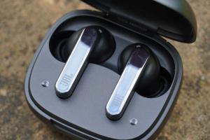 Преглед ЈБЛ Ливе Про 2: Водеће слушалице без водеће цене