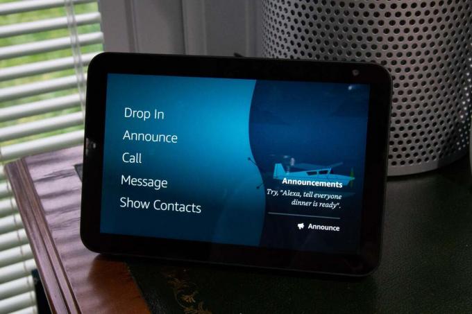 Amazon Echo Show 8 Communication