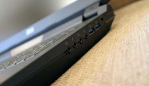„Scan 3XS LG17 Carbon Extreme“ - klaviatūra, „Trackpad“, baterija ir nuosprendžio apžvalga
