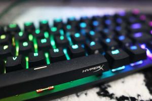 HyperX Alloy Origins 65 recenzia