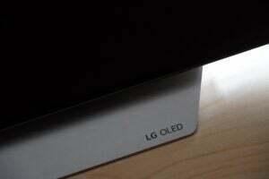 Obtenez le LG 48C1 OLED pour 800 £