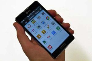 LG L7 2 - सॉफ्टवेयर, ऐप्स और गेम्स रिव्यू