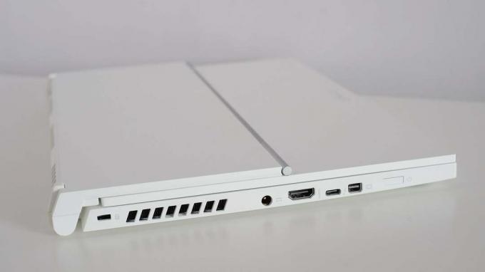 Acer ConceptD 3 Ezel Pro bağlantı noktaları