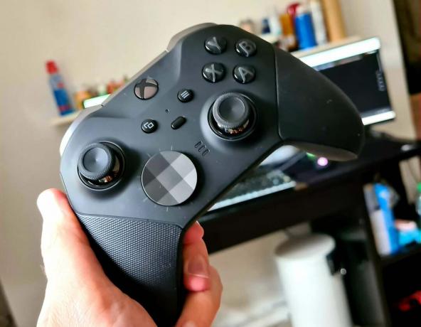 Vyskúšajte tento ovládač Xbox Elite a balíček Game Pass Black Friday