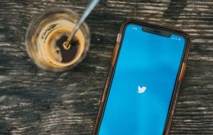 Twitter Blue är tillbaka och kommer att kosta dig mer på iPhone