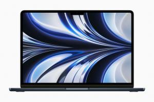 Huawei MateBook D 16 против MacBook Air M2: какой ноутбук купить?