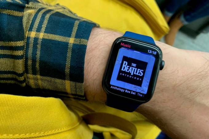 Upozornění na levné Apple Watch SE: Levné nositelné zařízení výrazně snížilo cenu Prime Day