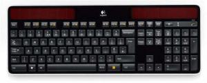 „Logitech K750“ belaidžio saulės klaviatūros apžvalga