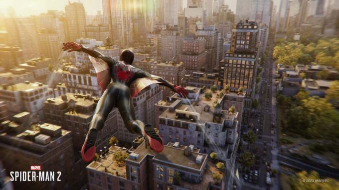 Cómo usar las alas de telaraña en Marvel's Spider-Man 2