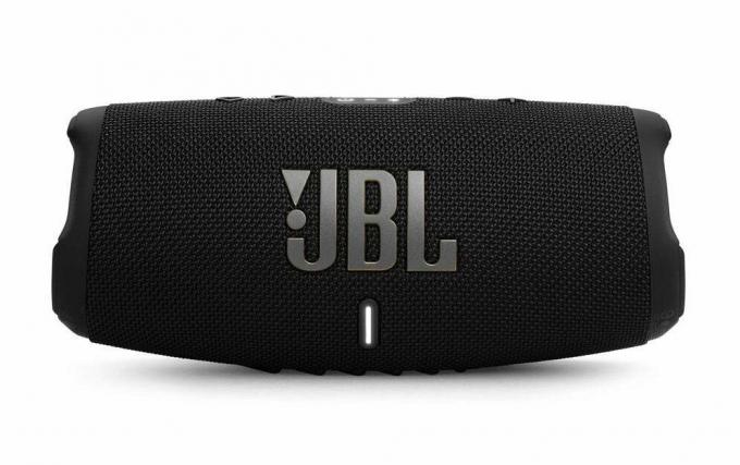 JBL ajoute la prise en charge Wi-Fi aux haut-parleurs sans fil Boombox 3 et Charge 5