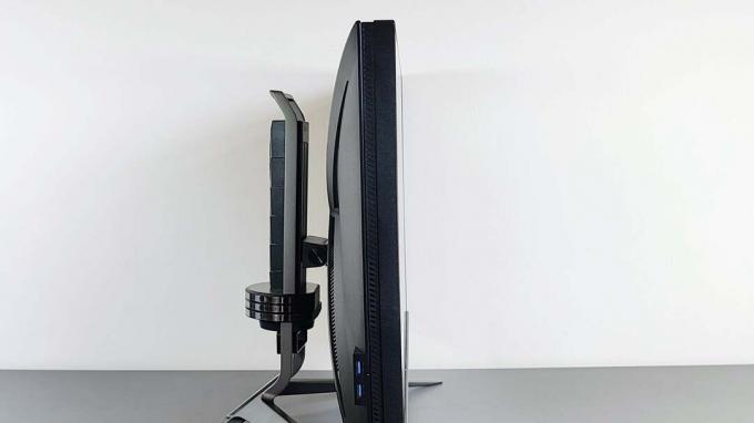вид сбоку - Acer Predator X32