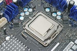 Intel Core 2 Extreme QX6700 (Kentsfieldi neljatuumaline) ülevaade