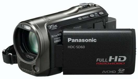 Sudut depan Panasonic HDC-SD60