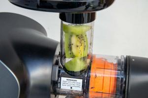 Nutribullet Magic Bullet Mini Juicer Review: Ο χυμός γίνεται γρήγορα