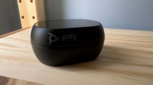 Poly Voyager Free 60+ UC Review