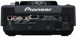 „Pioneer CDJ-400“ skaitmeninio denio apžvalga