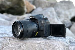„Canon EOS 90D“ apžvalga