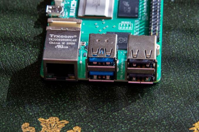 Raspberry Pi 5 USB-porte