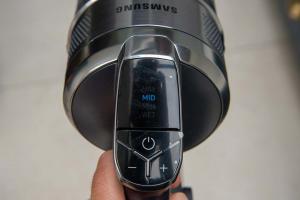 Samsung PowerStick Jet: jaudīgs vakuums un mops