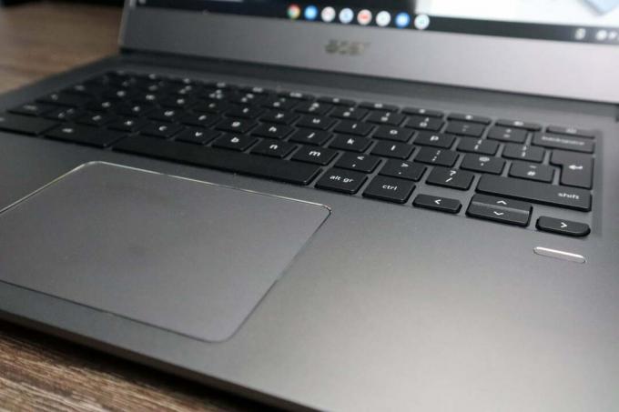 Keyboard dan trackpad Acer Chromebook 714. 