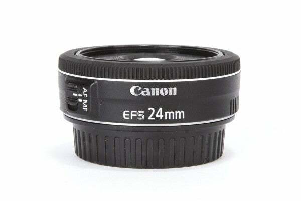 „Canon EF-S 24mm f / 2.8 STM“