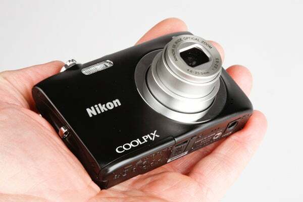 Nikon COOLPIX S2600 7
