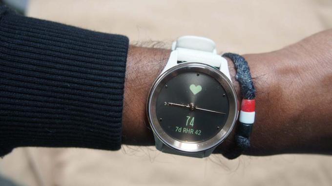 Praćenje otkucaja srca na uređaju Garmin Vivomove Trend