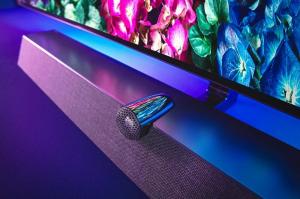TV OLED935 andalan Philips akan diluncurkan dalam ukuran 48 inci