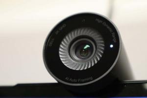 مراجعة Dell Pro Webcam