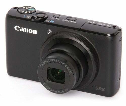 Ângulo frontal Canon PowerShot S95