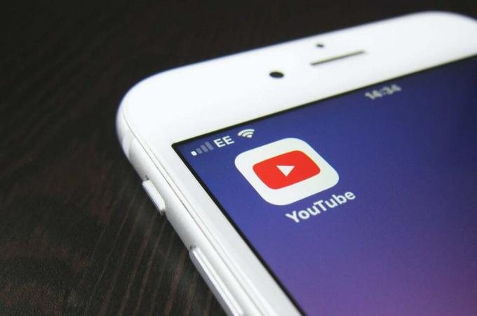 Как да изтриете видеоклип в YouTube