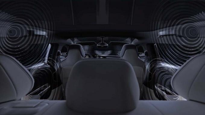 Ez a Lucid Motors 21 hangszórós autó audiorendszere képes a Dolby Atmos zenéinek lejátszására