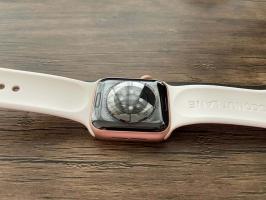 Как да смените каишката на Apple Watch