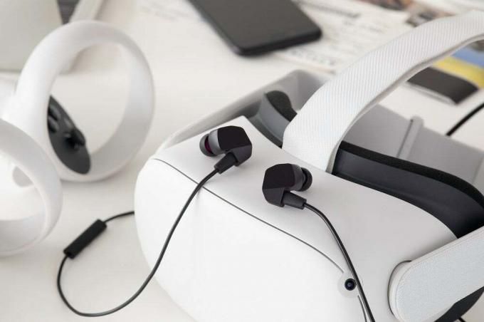 Final Audio tar sig in på spelmarknaden med hörlurarna VR3000