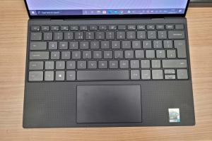 „Dell XPS 13 OLED“ (2021 m.) Apžvalga