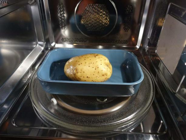 Krumpir u Smeg MOE34CXIUK