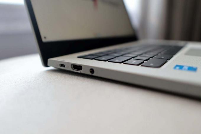 Acer Chromebook Vero 514:n portit