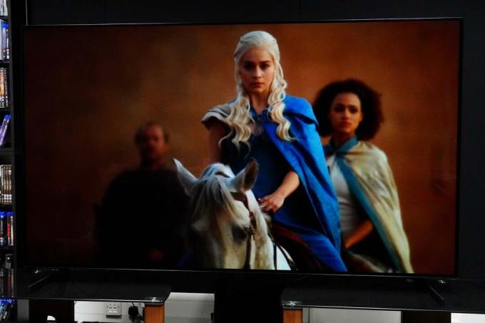 LG OLED77Z2 Game of Thrones s3