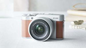 Fujifilm'in yeni X-A5 aynasız kamerası son derece güçlü bir lensle piyasaya sürüldü