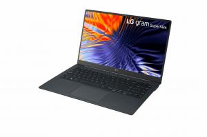 MacBook Air 15 pouces (2023) vs LG Gram SuperSlim: quel ordinateur portable gagne ?