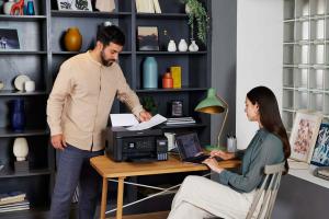 Complétez votre bureau à domicile avec les imprimantes EcoTank écologiques et économiques d'Epson