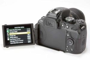 Nikon D5200 - Examen de la conception et des performances